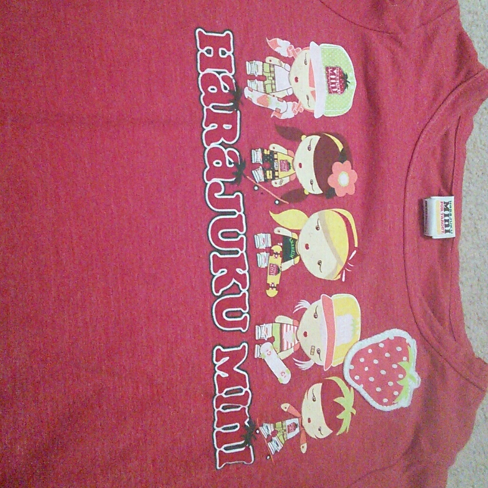 Red top - Picture 2 of 3